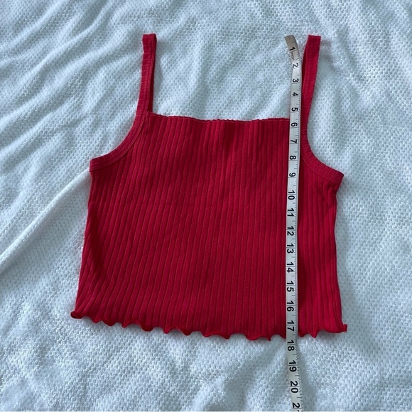 Red Rib Knit Crop Top - Picture 5 of 6